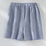 Blaue Shorts