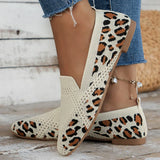 Beige mit Leopardenmuster