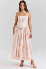 Rosa mit großen Blumen