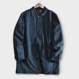 Marineblau